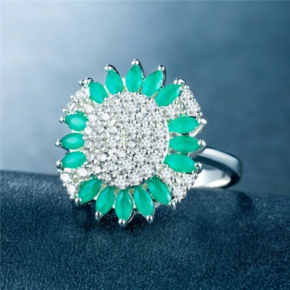 Jewelry - .925 Silver White Sapphire Stone Ring